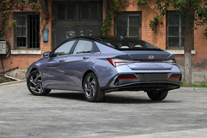 Compre un <span class=keywords><strong>Hyundai</strong></span> Elantra 2025, <span class=keywords><strong>Autos</strong></span> Económicos de Gasolina, 1.5L 115Ps L4, Sedán de 4 Puertas y 5 Asientos, 190km/h, 4 Ruedas, <span class=keywords><strong>Autos</strong></span> Nuevos de Gasolina - Product Image 6