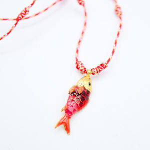 Collier pendentif vintage en alliage, style européen et américain, populaire, avec cordon coloré, petit poisson, haute qualité, couleur estivale, pour fête sur le thème de l'océan - Product Image 4