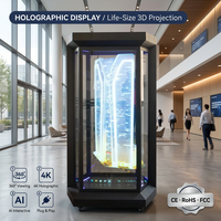 Kiosque interactif intelligent 3D grand format en forme de tube carré, vitrine transparente avec IA, lecteur de totem publicitaire numérique 4K pour événements d'entreprise