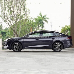 Auto Chino BYD Qin L, Vehículo Eléctrico PHEV de 180 km/h, Económico para Adultos - Product Image 3