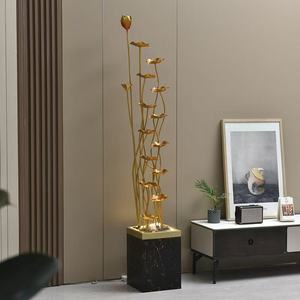 Fuente de agua moderna minimalista de pie con diseño de loto dorado para decoración de la entrada de la sala de estar - Product Image 3