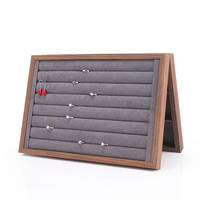 Plateau de rangement pour bijoux en velours gris foncé de haute qualité, avec compartiments en bois de noyer, pour bagues, pendentifs et bracelets, idéal pour les magasins.