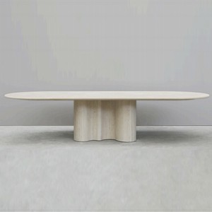 Tavolo da Pranzo in <span class=keywords><strong>Travertino</strong></span> a Grana Neutra Dream Home, con Piedistallo Monolitico Ondulato e Curvo, Bordo Ovale Arrotondato Morbido, Tavolo da Cena di Lusso Wabi - Product Image 1