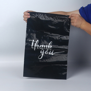 Bolsas de Envío de Plástico Polivinílico Negras Impermeables al por Mayor con Logotipo Personalizado, Bolsas de Embalaje de Plástico para Correo - Product Image 4