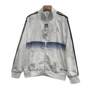 Jaket angin sepak bola Madrid kustom bersulam, jaket angin anti air, jersey sepak bola, pakaian olahraga latihan sepak bola Spanyol - Product Image 3