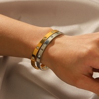 Vente en Gros Bijoux Fantaisie de Luxe Personnalisés de Marque, Plaqué Or 18K en Acier Inoxydable, Zircon, Bracelet et Jonc pour Femme