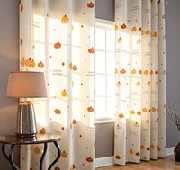 Voilage floral. Adoucit la lumière, garde les espaces aérés. Parfait pour les chambres et les salons