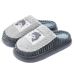 Winter Schattige Cartoon Dolfijn Heren En Dames <span class=keywords><strong>Slippers</strong></span> Antislip Comfortabele Warme Katoenen <span class=keywords><strong>Slippers</strong></span> - Product Image 1