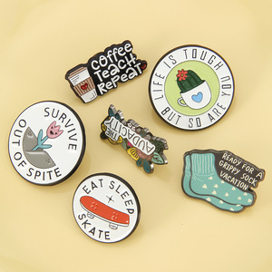 Broche de Aleación con Letras de Moda, Insignia Creativa con Frase Corta en Inglés, Insignia Redonda con Forma de Tulipán - Product Image 5