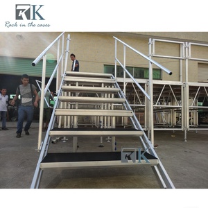 Escenario Portátil Desmontable de Madera con Estructura de Aleación de Aluminio para Festivales al Aire Libre - Patas Ajustables y Gran Capacidad de Carga - Product Image 4