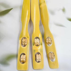 Rascador de espalda de bambú de doble bola, para uso doméstico en personas de mediana edad y mayores, masajeador de rodillos de madera - Product Image 1
