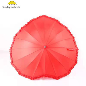 SUNDAY <span class=keywords><strong>Parapluie</strong></span> droit de luxe pour adultes Saint Valentin Mariage Pongé en <span class=keywords><strong>forme</strong></span> de <span class=keywords><strong>coeur</strong></span> rouge Cadre en fibre de verre et fer - Product Image 2