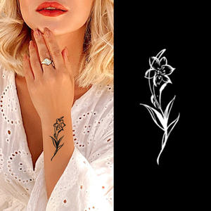 Tatuaje Temporal Personalizado <span class=keywords><strong>de</strong></span> Tinta Semipermanente, Diseño <span class=keywords><strong>de</strong></span> <span class=keywords><strong>Flor</strong></span> <span class=keywords><strong>de</strong></span> <span class=keywords><strong>Gardenia</strong></span> en Negro y Azul, Tatuajes Temporales con Diseño <span class=keywords><strong>de</strong></span> Henna - Product Image 5