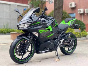 Moto lourde importée <span class=keywords><strong>Kawasaki</strong></span> <span class=keywords><strong>Ninja</strong></span> 400 <span class=keywords><strong>650</strong></span> H2 SR250 <span class=keywords><strong>à</strong></span> quatre cylindres, refroidie par eau, moteur sans balais, 250cc - Product Image 1