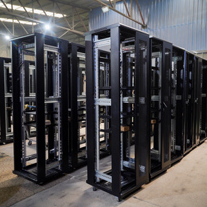 Nhà máy thiết kế 42U Mạng Tủ 19-inch tầng thường Vụ Viễn Thông máy chủ giá 22u Công suất vật liệu thép tùy chỉnh kích thước cửa kính - Product Image 6