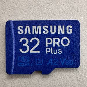 อะแดปเตอร์แท้ Samsung PRO Plus+ รุ่น MB-MD128KA, การ์ดหน่วยความจำ MicroSDC, เหมาะสำหรับกล้อง 4K - Product Image 1