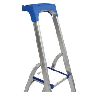 سلم داخلي مدمج من الألومنيوم قابل للطي بخطوات 4 CE - Product Image 2