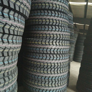 Neumáticos para Camión HAWKWAY de Fábrica China, 315/80r22.5, Radiales sin Cámara, para Camiones Pesados, 295/80r22.5, Llantas para Camión - Product Image 1