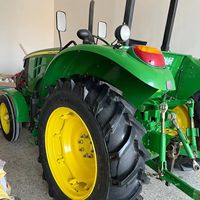 Tractor de Ruedas John 5E1000 de 100HP Usado en Buenas Condiciones para Exportaciones Globales de Maquinaria Agrícola