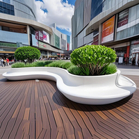 G015 Banc de jardin triangulaire de luxe avec jardinière intégrée, en UHPC et GRC Terrazzo sur mesure, pour villas, jardins, centres commerciaux et parcs