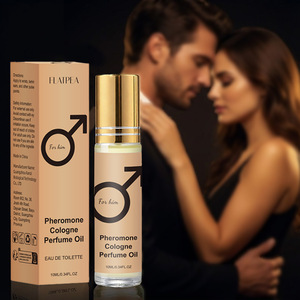 Perfume en roll-on para hombre, aroma amaderado, fragancia ligera y duradera, disponible en stock. - Product Image 4