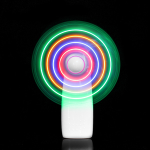 Cadeaux <span class=keywords><strong>de</strong></span> fête Offre Spéciale Mini ventilateur lumineux Led ventilateur <span class=keywords><strong>de</strong></span> publicité clignotant Logo personnalisé ventilateur <span class=keywords><strong>de</strong></span> message Led <span class=keywords><strong>de</strong></span> poche pour l'été - Product Image 6