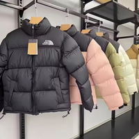 Doudoune personnalisée de haute qualité, styles tendance, réversible et grandes tailles, pour l'hiver : chaleur, confort, coupe-vent et protection contre le froid.