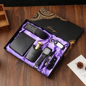 Coffret <span class=keywords><strong>Cadeau</strong></span> <span class=keywords><strong>pour</strong></span> Hommes d'Affaires <span class=keywords><strong>pour</strong></span> la <span class=keywords><strong>Saint</strong></span>-<span class=keywords><strong>Valentin</strong></span> et la Fête des Pères – Coffret Promotionnel Délicat en Cuir Sérigraphié <span class=keywords><strong>pour</strong></span> les Fêtes - Product Image 3