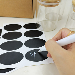 Ensemble de 12 pots à épices en verre borosilicate faits à la main avec couvercle en bambou, compatibles lave-vaisselle, hermétiques et écologiques pour la cuisine - Product Image 5
