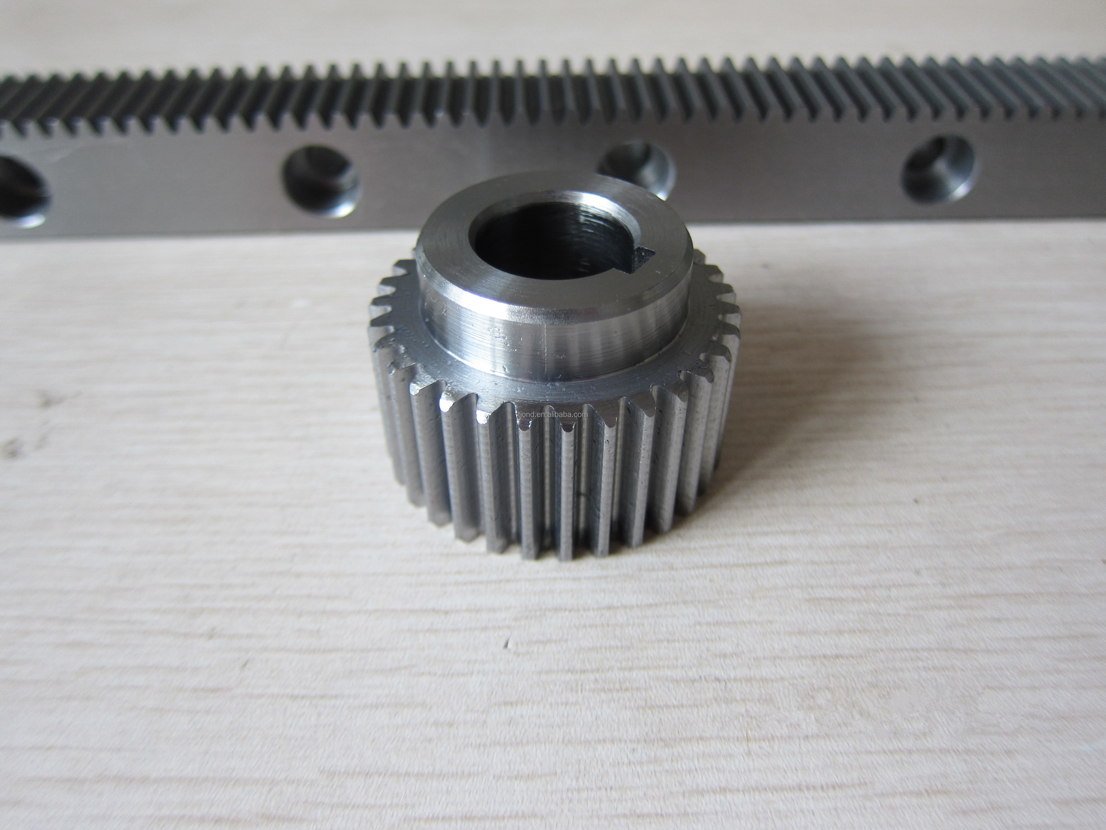 Best CNC Straight Pinion Gear Rack Helical Pinion Gear Rack China