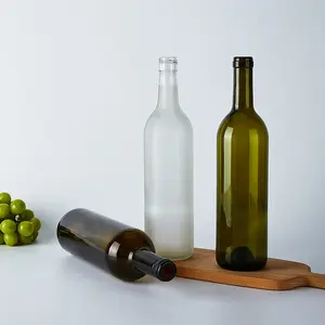 थोक 500ml750ml लाल शराब की बोतल गहरे हरे रंग खाली लक्जरी निर्माताओं शैम्पेन बरगंडी खाली शराब कांच की बोतलें