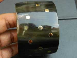 Brazaletes de cuerno de búfalo naturales hechos a mano para mujer Pulseras de moda modernas ecológicas perfectas para el uso diario - Product Image 6