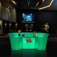 Vente directe KTV Hôtel Réception Bar lumineux LED extérieur Table Meubles clair DJ Divertissement Table de mixage pour les fêtes