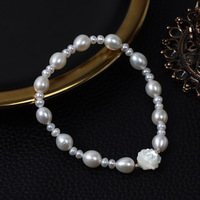 Bracelet extensible de luxe simple et tendance pour femme, en perles d'eau douce naturelles baroques, motif rose blanche et muguet, un trésor exquis