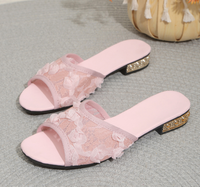 Chaussures tendance 2026 à bout ouvert roses à talon bas pour femmes, mules à talon orné de strass