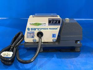 Sistema de alimentación en línea de piezas pequeñas ajustables de entrega rápida de nueva condición para piezas de máquina de soldadura piezoeléctrica automatizada - Product Image 6