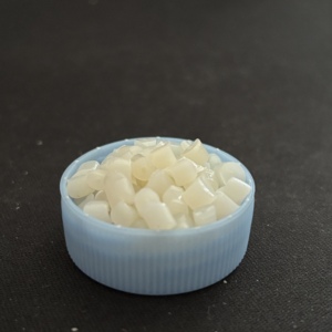 Moldeado virgen y reciclado de gránulos de HDPE de alta calidad para bolsas de basura de grado de película y tuberías de HDPE - Product Image 3