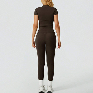 FH Ensemble de 2 leggings sexy pour femmes de haute qualité, vêtements de sport respirants personnalisés, t-<span class=keywords><strong>shirt</strong></span> à manches courtes pour <span class=keywords><strong>femme</strong></span>, ensemble de yoga ajusté, fitness - Product Image 4