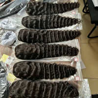 Perruques Lace Front sans colle en cheveux vietnamiens bruts, Perruques bouclées profondes 13x4 naturelles pré-épilées, Perruque frontale HD Lace 13x6 en cheveux indiens bruts