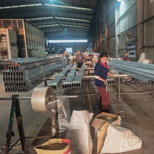 Profilé de fenêtre en aluminium extrudé sur mesure, section en aluminium pour bordure de sol - Product Image 3