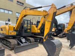Excavadora de cadenas XE75GA completamente nueva de 7.7 toneladas, motor Kubota, cucharón de 0.33 m³, sistema hidráulico de alta eficiencia, excavadora nueva para construcción - Product Image 1
