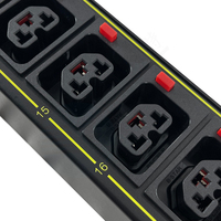 PDU de rack intelligent 0U 32A triphasé 36 prises C39 pour centre de données