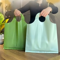 Sac fourre-tout à soufflets latéraux en PE/LDPE imprimé sur mesure, couleur personnalisée, imperméable, robuste, avec poignée gilet, idéal pour le supermarché et les cadeaux – Vente chaude