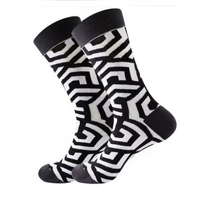 Calzini da Uomo a Metà Polpaccio 40-45 Neri Bianchi con Motivo Geometrico alla Moda - Product Image 1