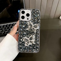 Coques de téléphone compatibles avec Apple 15 Pro Max ; Design papillon luxueux pour iPhone 13 avec diamants intégrés, 14 designs créatifs en diamant pour iPhone 14.