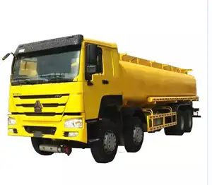 Sinotruk Howo 23000 Liters 6000 Gallon Diesel Oil Transporter Capacity Fuel Tank Tanker Truck For Sale