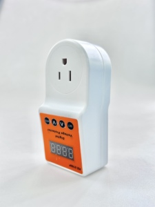 Protector de Voltaje de 16 <span class=keywords><strong>Amperios</strong></span> 2166D con Pantalla Digital y Protección Contra Sobretensiones - Product Image 2