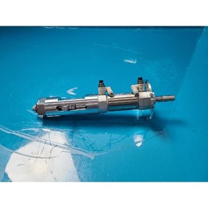 Cilindro Neumático SMC CM2WB32-25-KRIE 2209 Usado Como Parte del Equipo Legacy Semiconductor - Product Image 1