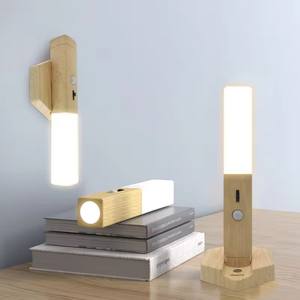 ไฟติดผนังไร้สายแบบพกพา แม่เหล็กติดตั้งได้ ใช้ในบ้าน บันได ตู้ ไฟ LED ชาร์จ USB ได้ ลายไม้ พร้อมเซ็นเซอร์ตรวจจับความเคลื่อนไหว ใช้เป็นไฟกลางคืน - Product Image 2