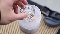 Beeman Gobelet en acrylique transparent portable Shaker à protéines Bouteilles d'eau avec logo personnalisé en plastique